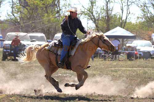 Chops Pasture Roping, 10-01-11 - Photo 90