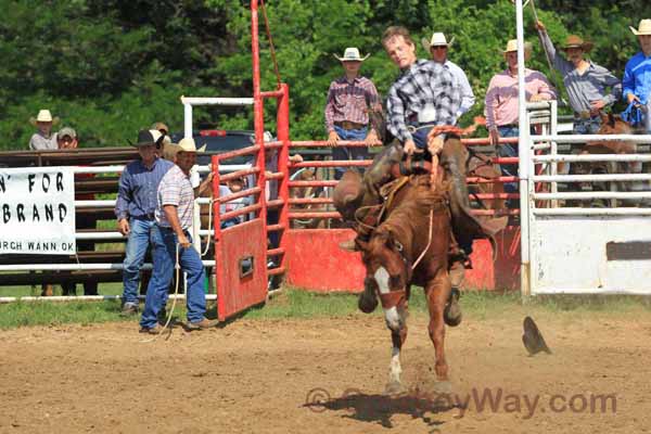 Junior Ranch Bronc Riding, 05-05-12 - Photo 02